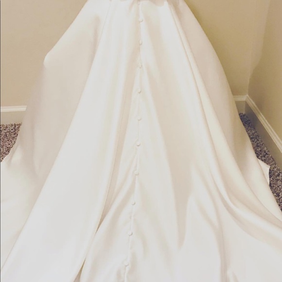 New dress - Picture 5 of 6